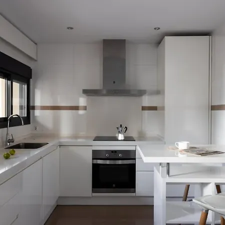Cosmo Penthouse Sea Views شقة إِستيبونا